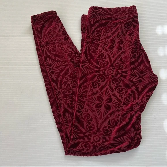 BlackMilk Burned Velvet Wine Leggings, S - Picture 8 of 9